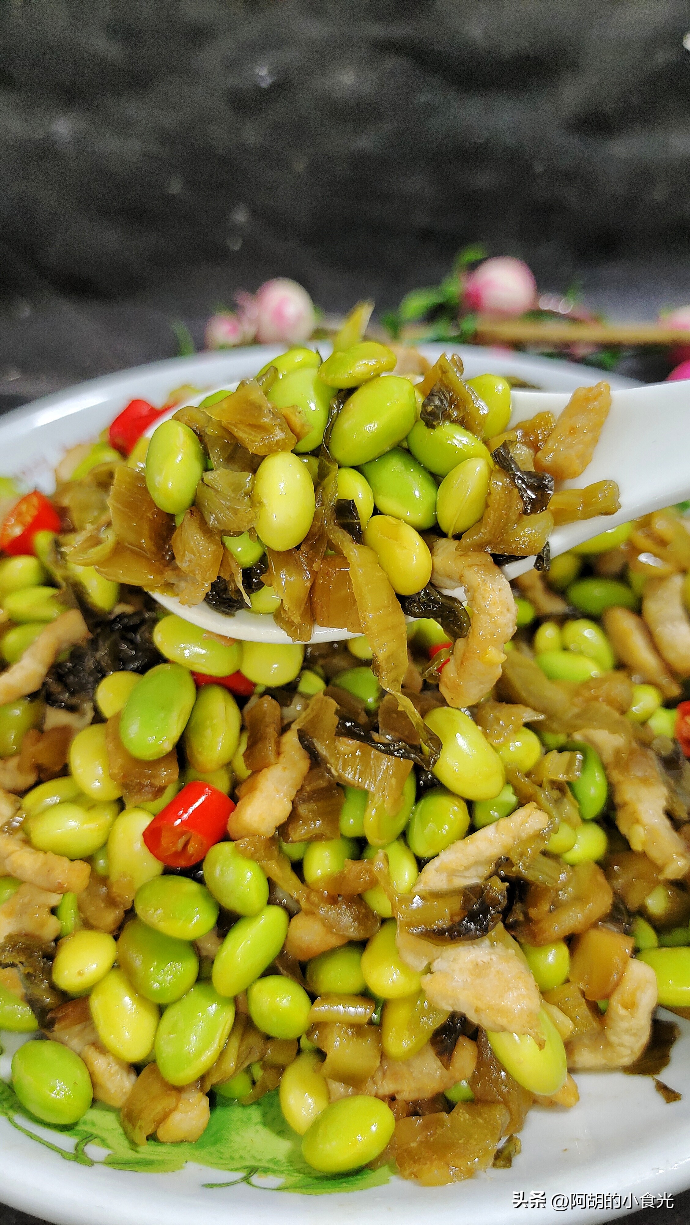 毛豆健脾利湿,毛豆咋炒翠绿