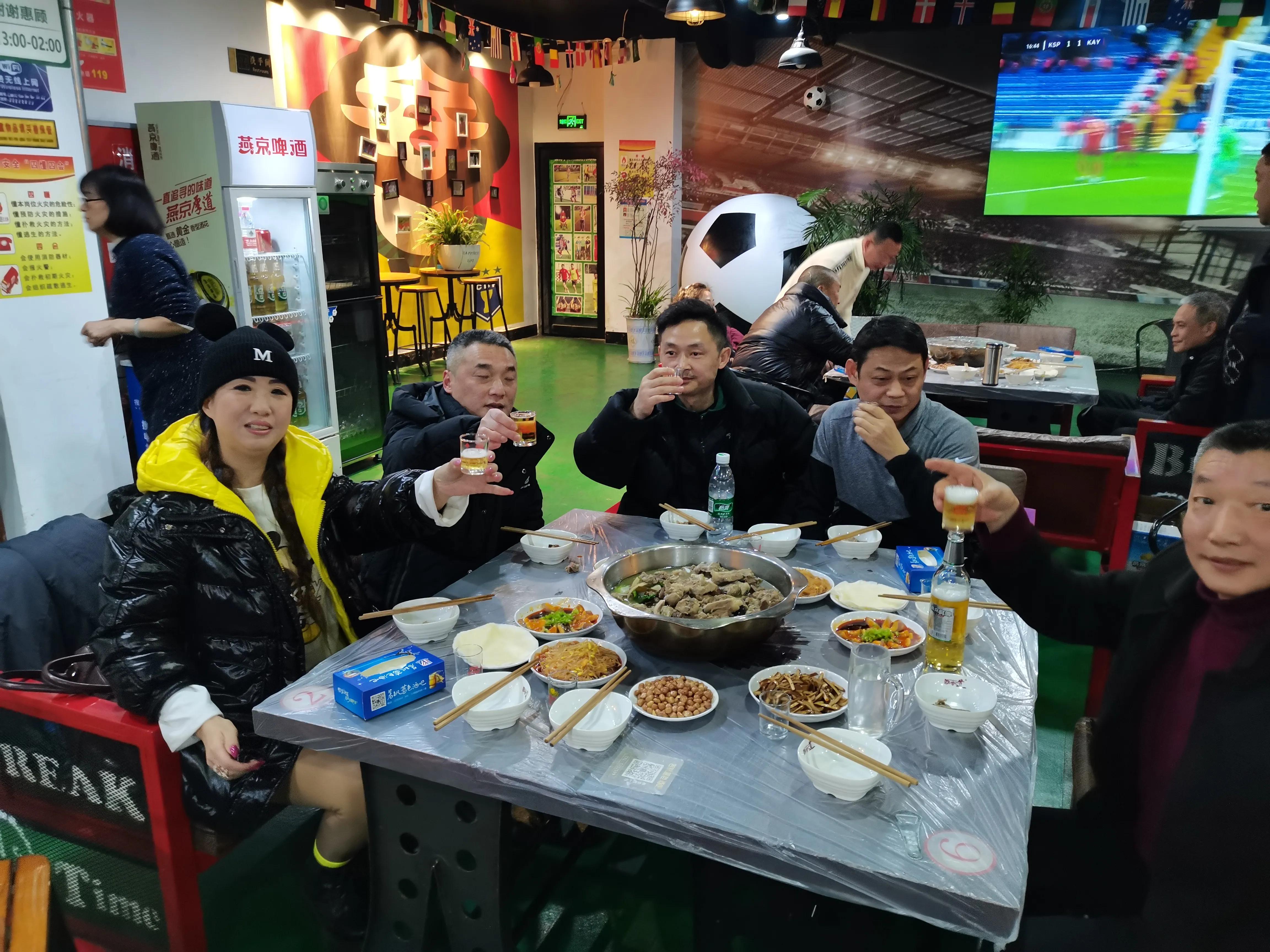 迎春杯足球比赛开幕,2021迎春杯青少年足球邀请赛