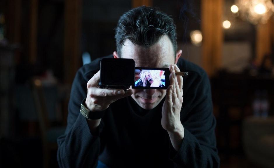 明星拍av练演技，政客当众谈论色情影片，捷克的色情业有多疯狂？