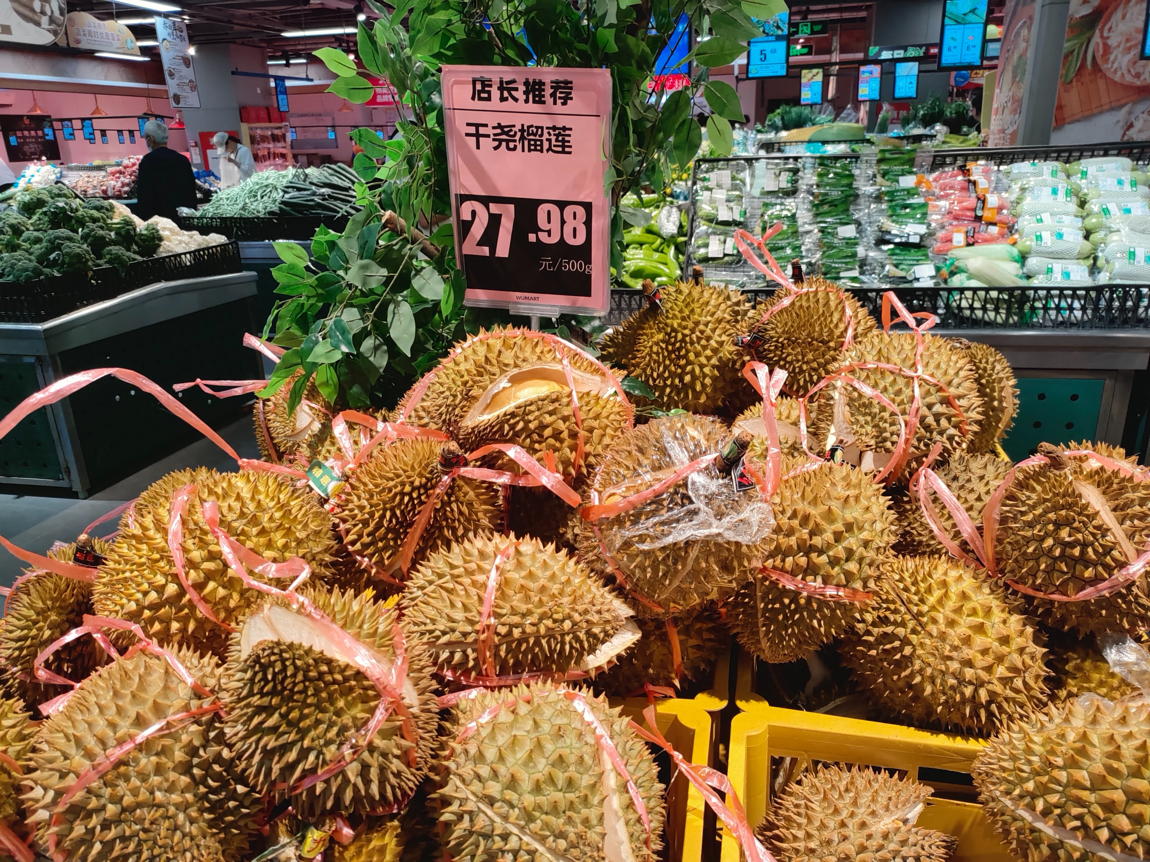 价格暴降天价水果跌落神坛惊呆了,水果价格大跳水