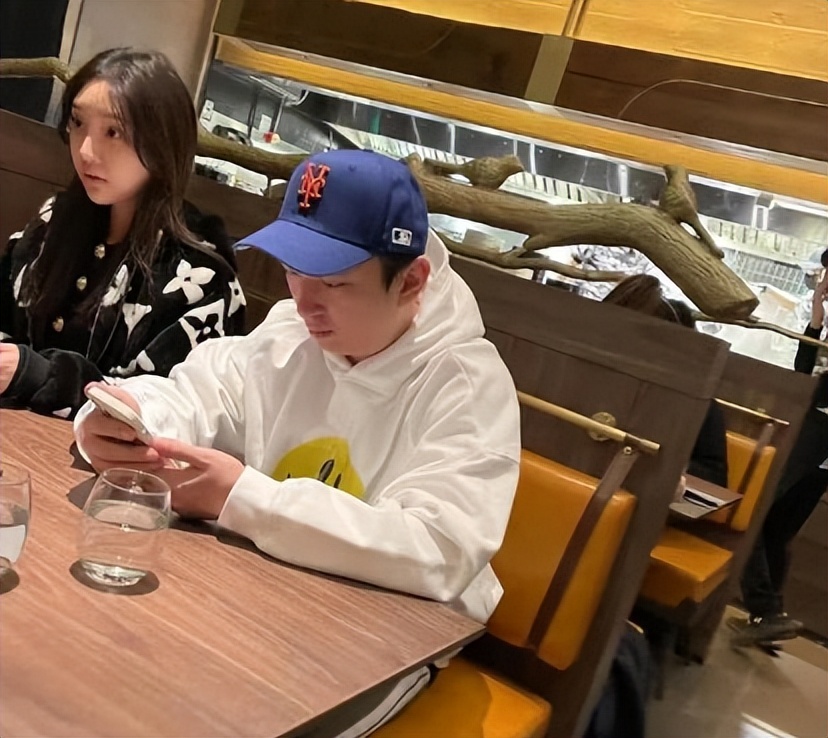 王思聪一晚消费24万的夜店,王思聪酒吧消费200w