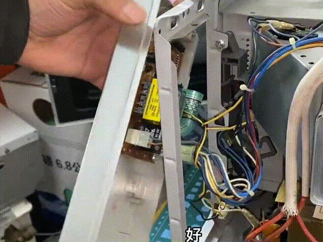 美的微波炉按键失灵是什么原因,lg微波炉全部按键失灵怎么修