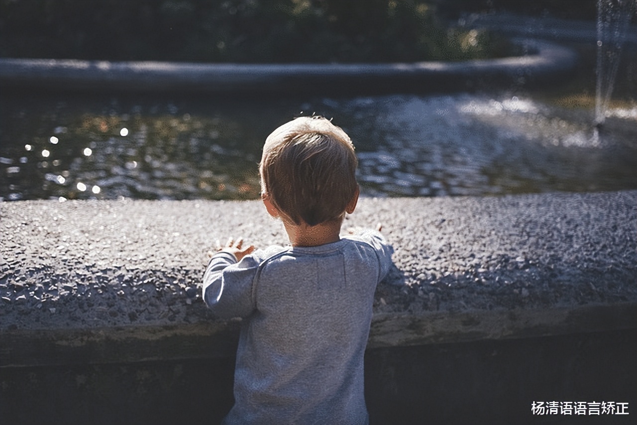 3岁的宝宝说话发音不清楚怎么办,3岁孩子发音不清晰不会卷舌