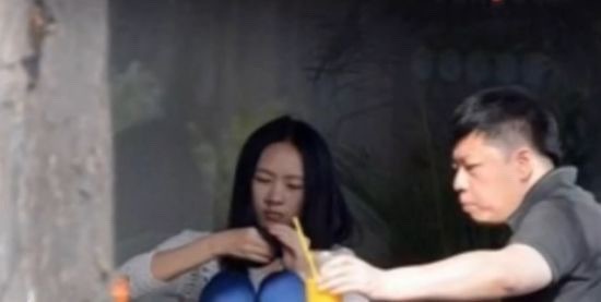 “小章子怡”童瑶的成长史，和她与张国立父子的恩怨情仇