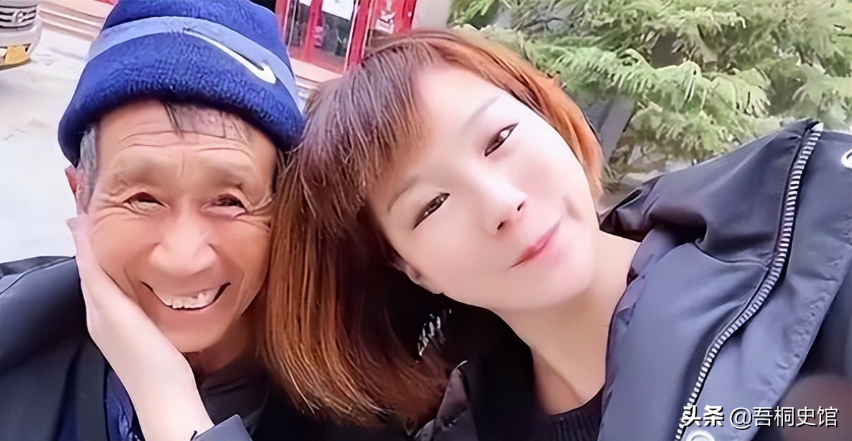 50岁老汉捡弃婴女儿身价过亿,1997年河南老头捡到弃婴