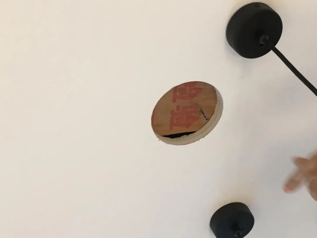 天花孔开大怎么解决,天花板开错孔补洞方法