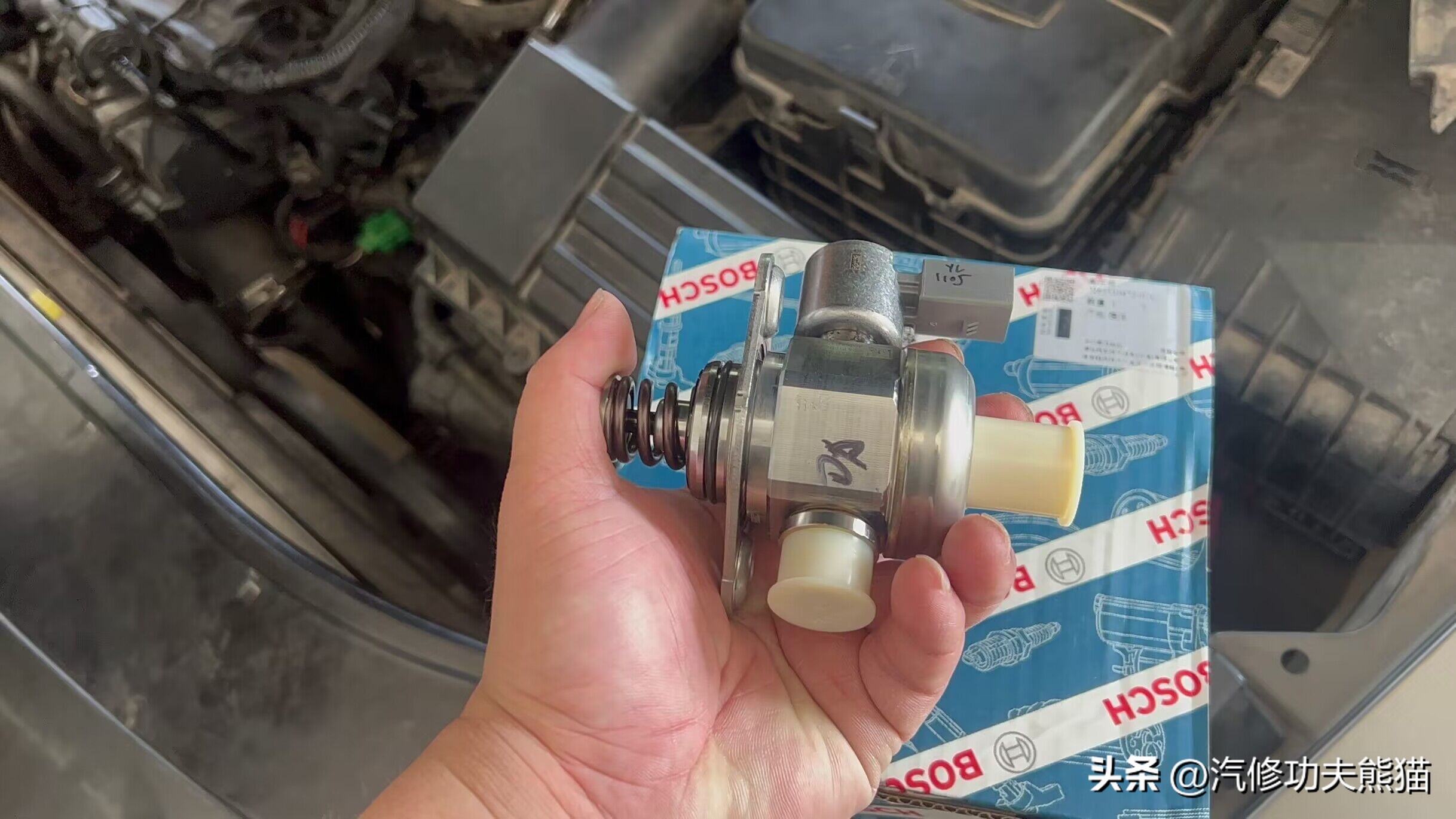 武汉小轿车烧机油处理办法,老款斯柯达烧机油解决方案