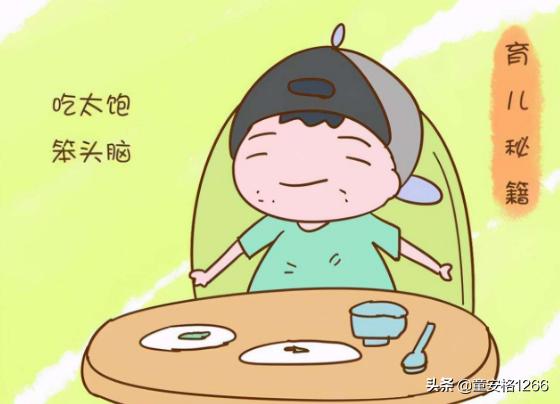 专家建议，晚上吃饭只七分饱就行了，如果吃的太饱，会撑的睡不着