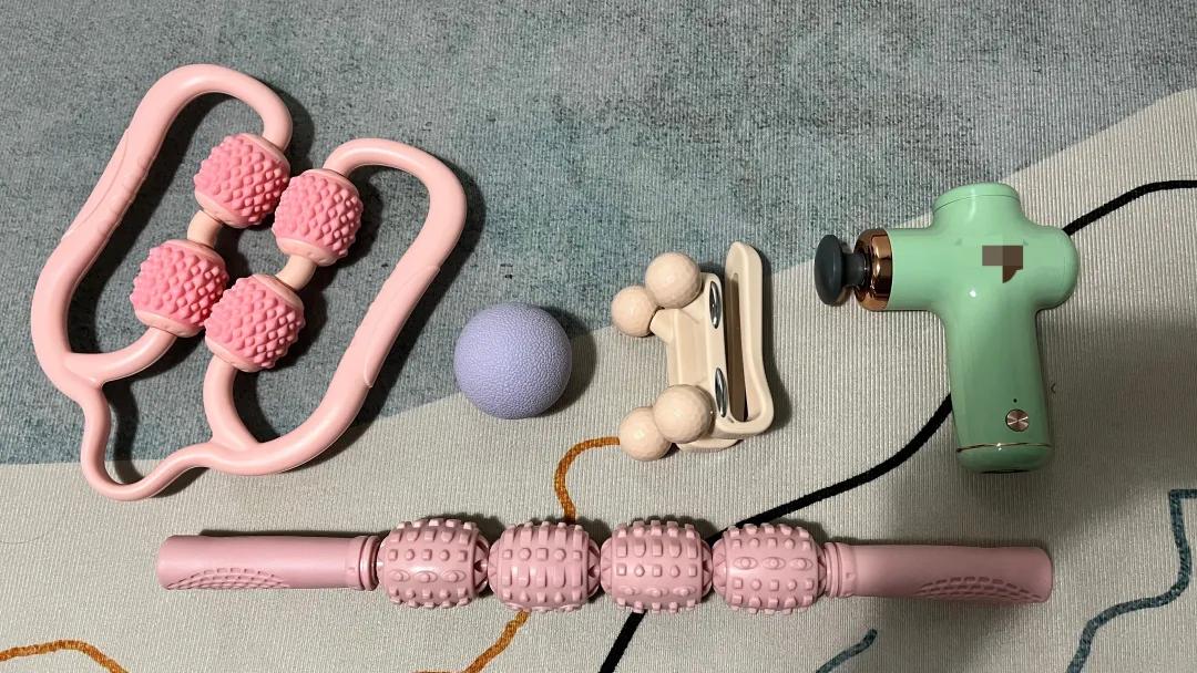 好像腿里有鱼在游还吐泡泡，医生把我捆起来做了一晚监测