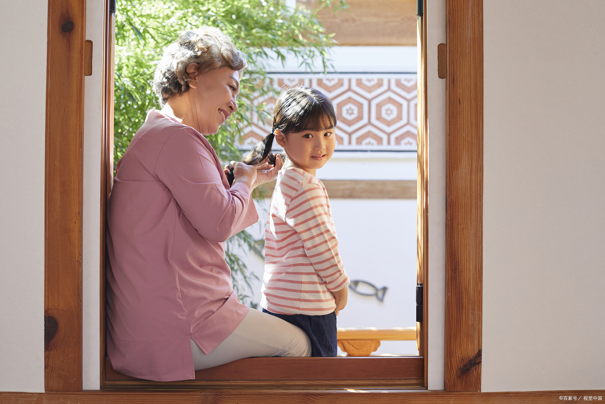 3岁女孩说话表达不清楚,三岁女孩说话有逻辑