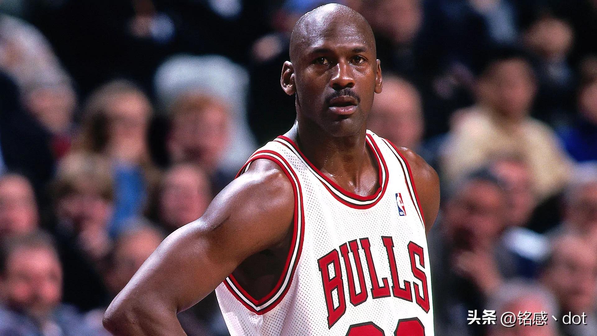 足球星坛巨星梅西的背后故事,球王梅西的传奇足球之路