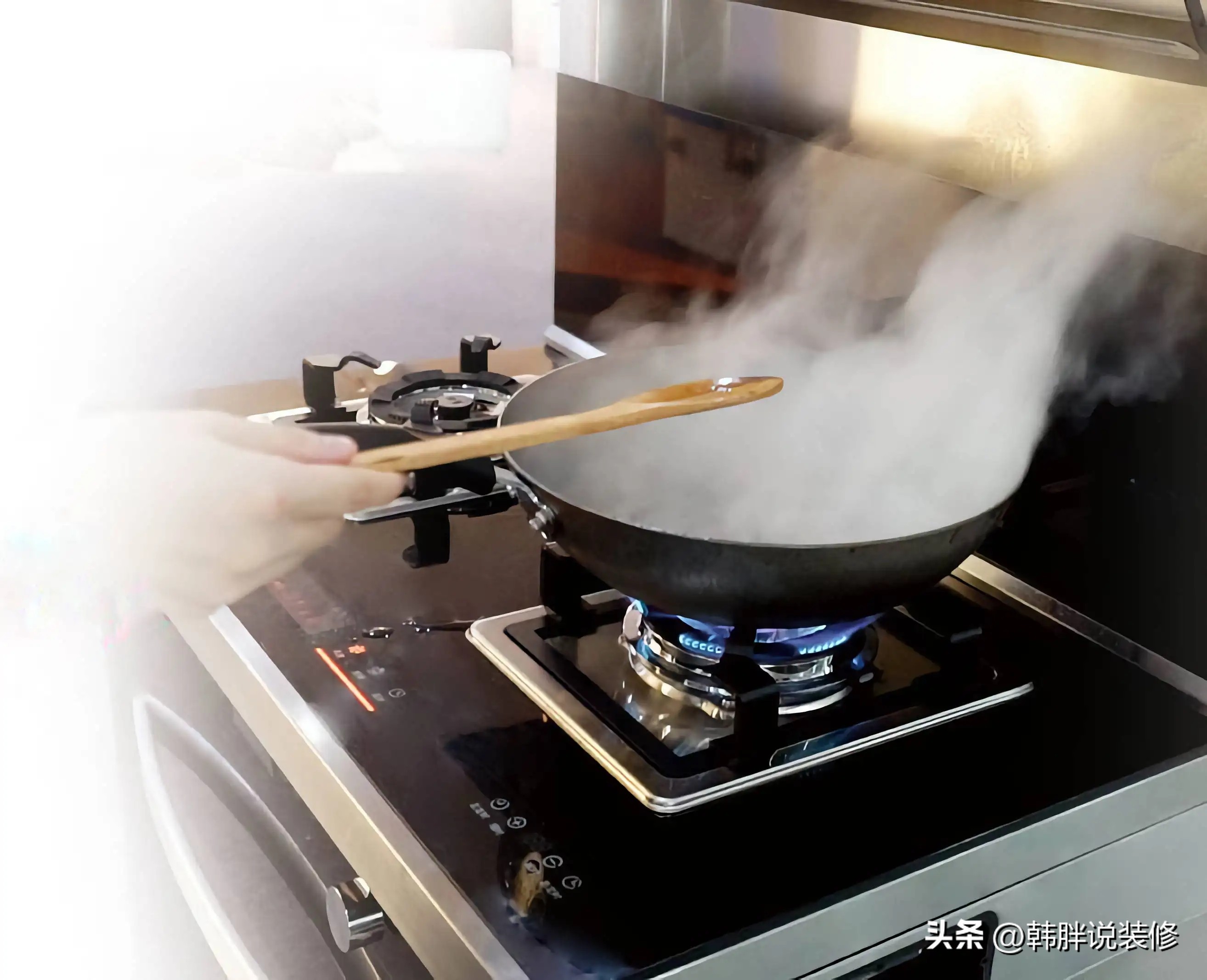 公共烟道油烟倒灌如何彻底解决,楼上烟道油烟倒灌到楼下