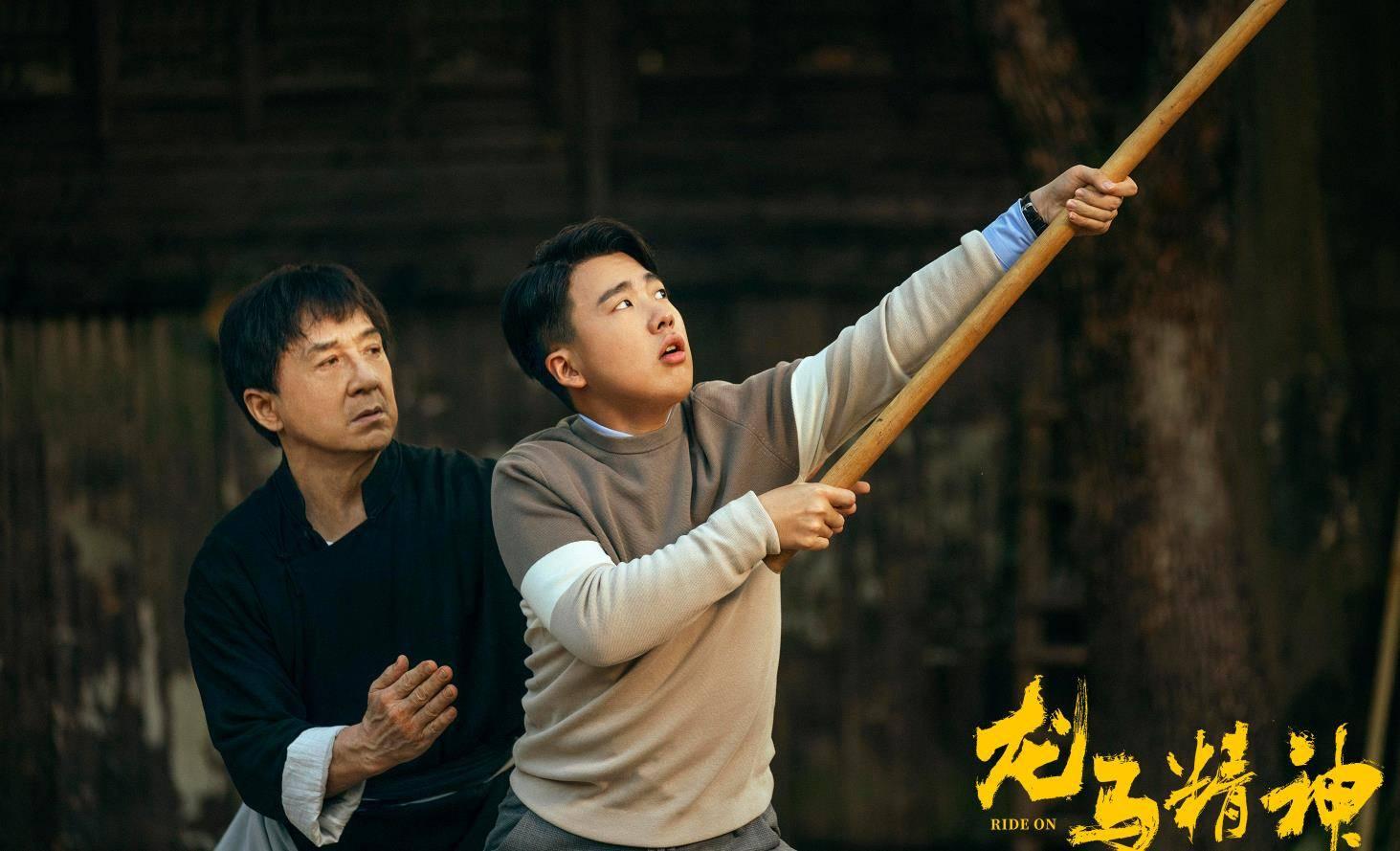 谁说华语功夫片已经没落，成龙老矣，轮到吴京顶上了