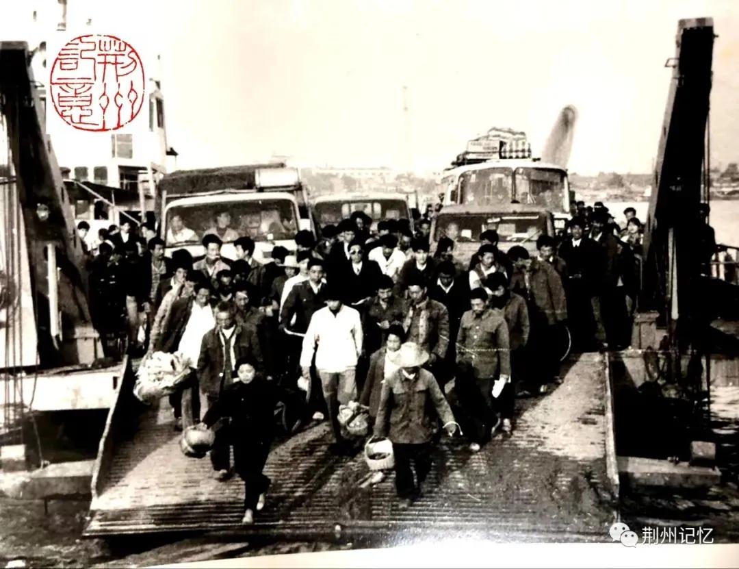 荆州新建两座长江大桥,荆州长江大桥的真实事件