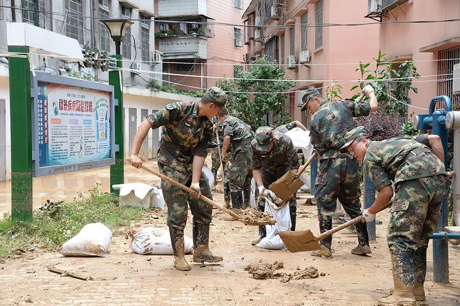 火箭兵的火箭有什么型,火箭军好不好