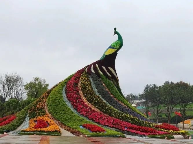 云南昆明有哪些景点值得去,云南昆明旅游必去十大景点