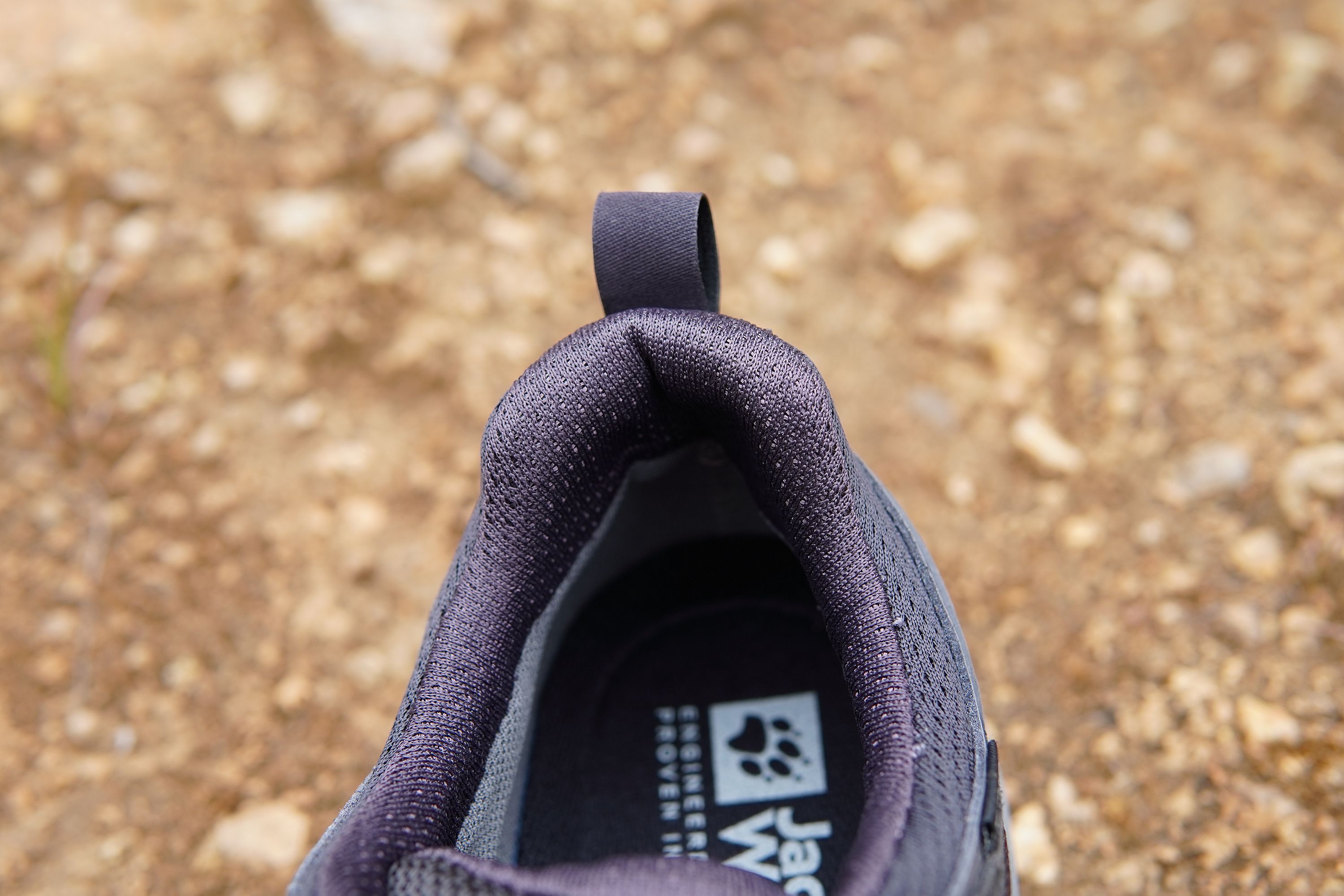 防水防油抓地力强的鞋,防水抓地性强而且轻的鞋