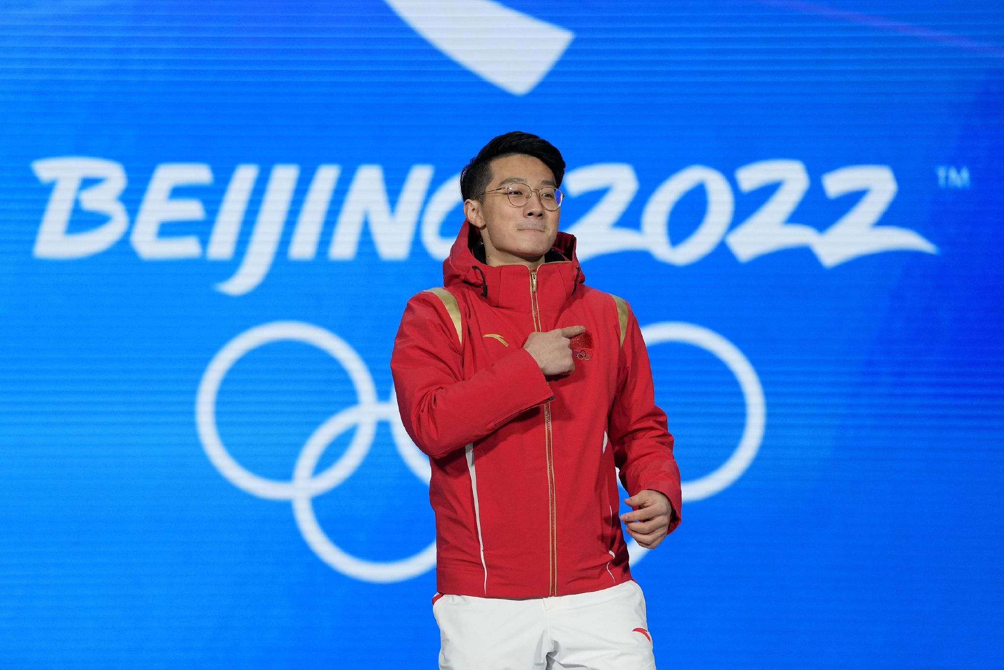 冬奥会最值得尊重的运动员,纪录冬奥会三个夺冠运动员