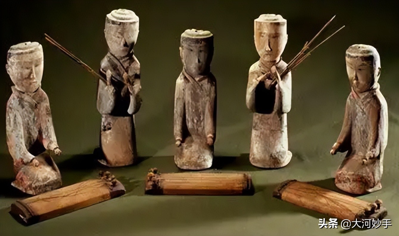 邪门歪道怎么破？让身体充满辟邪的力量，八段锦养生抓住了根本