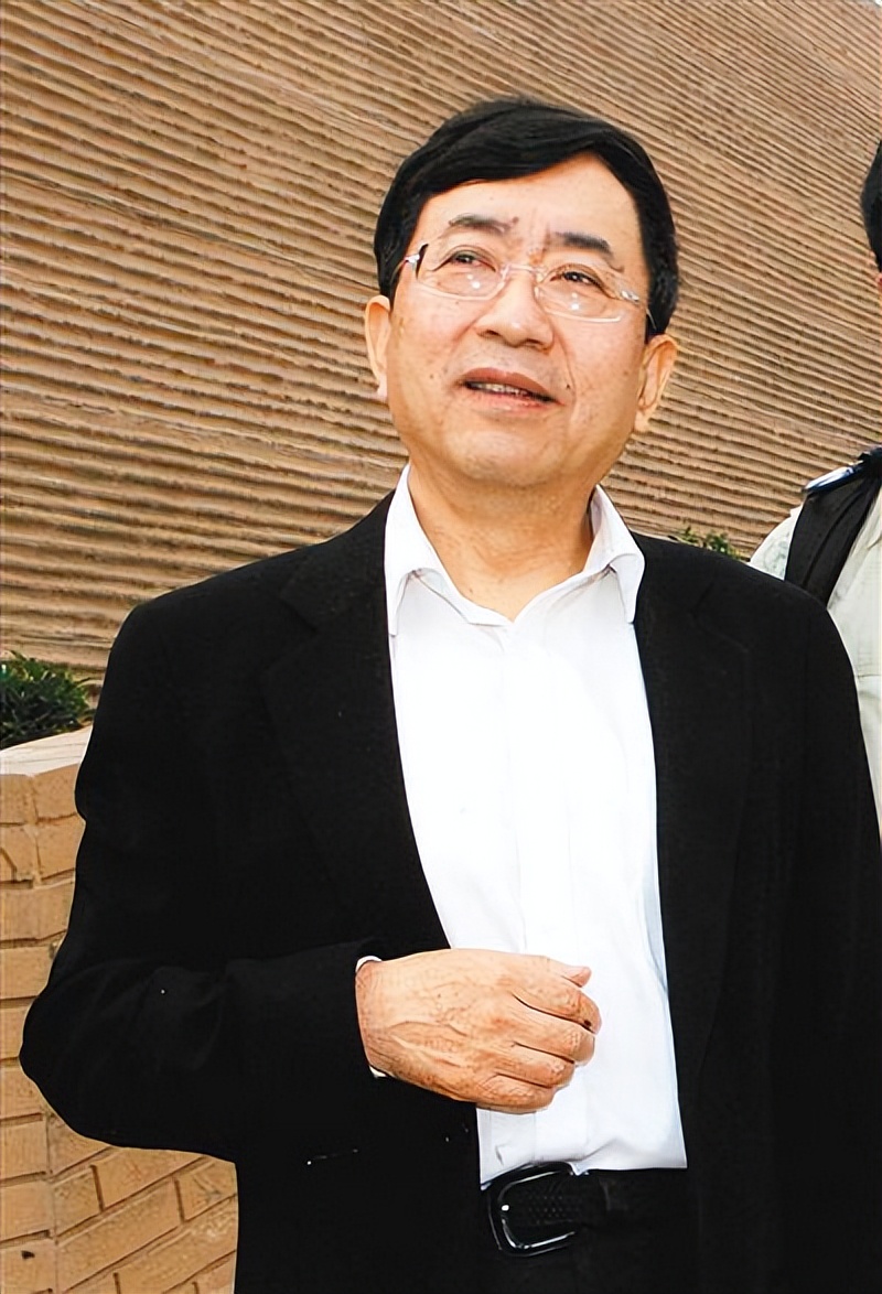 余秋雨看病经历,余秋雨住院感悟