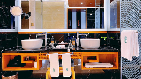 九寨沟悦榕庄住宿,九寨沟跟九寨悦榕庄