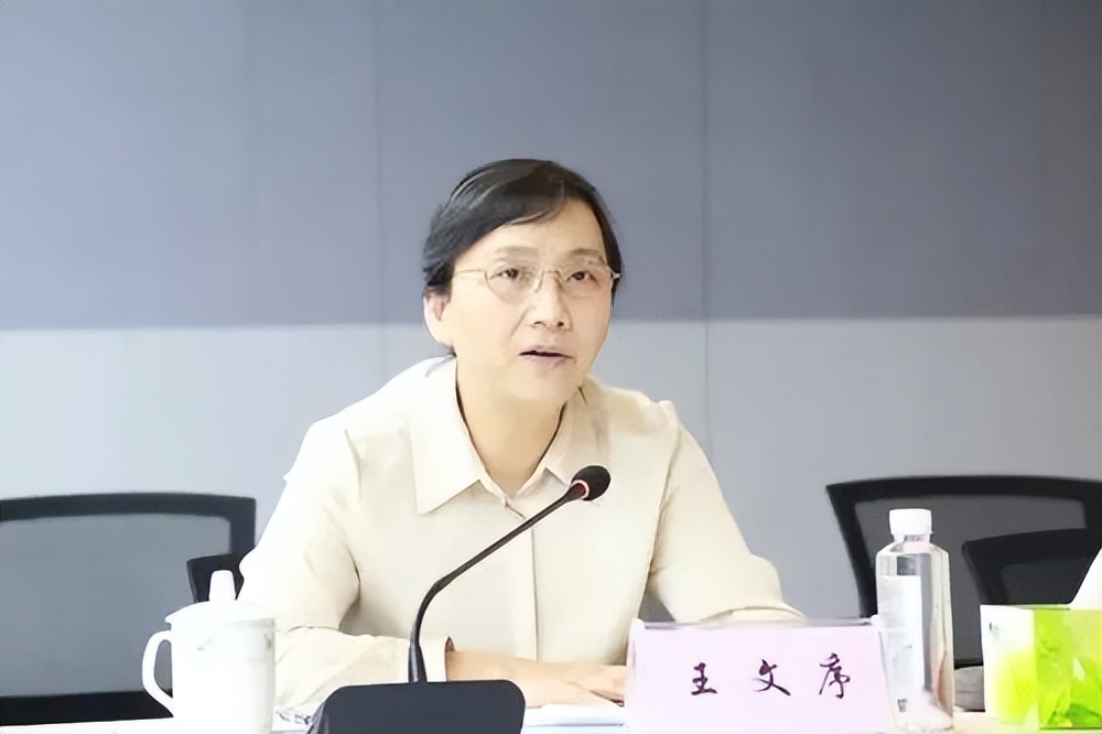 最新全国各省党政副职领导公示,政府部门副职都有一名女性吗