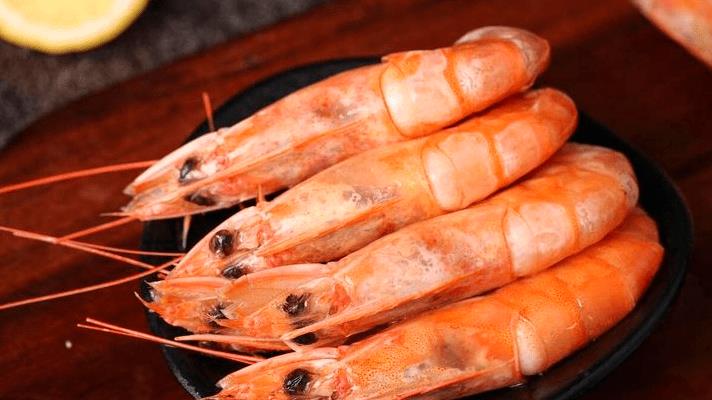 今天才知道，原来吃大虾也有禁忌，尤其这3种食物，尽量别一起吃