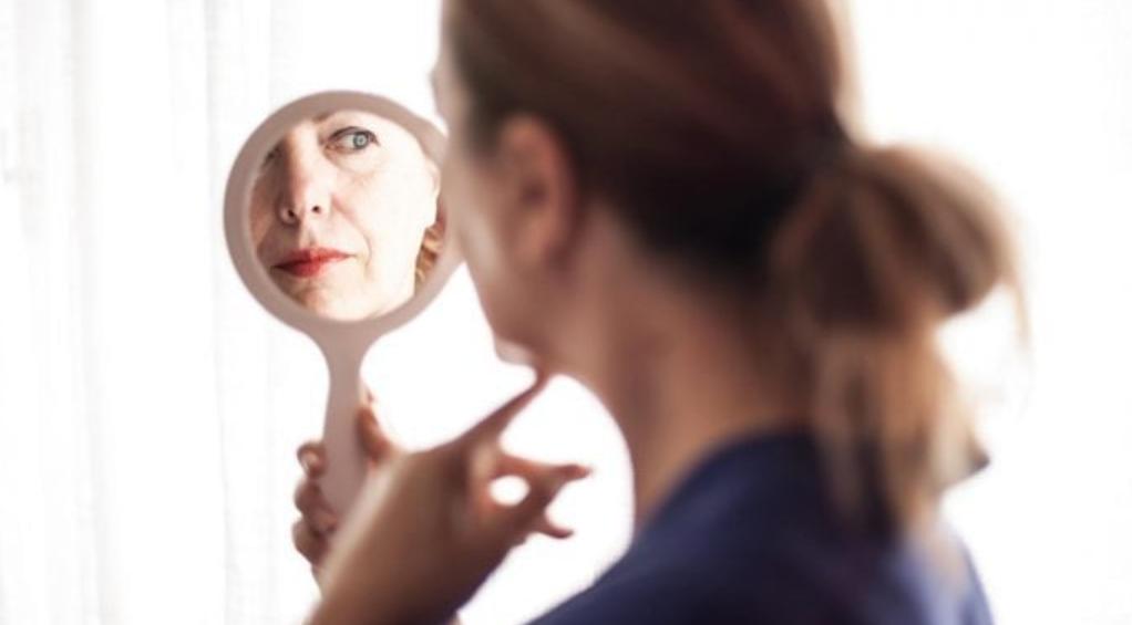 法令纹有多难看,法令纹是不是天生的