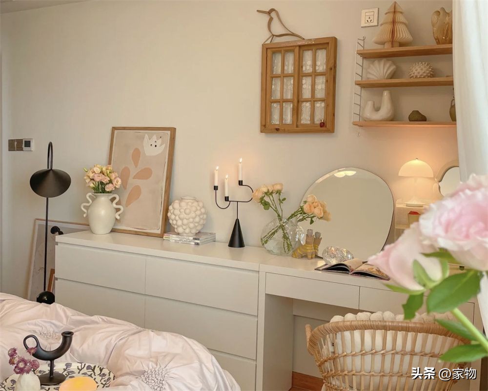 卧室感觉太大软装该怎么布置,卧室装修不好看怎么补救