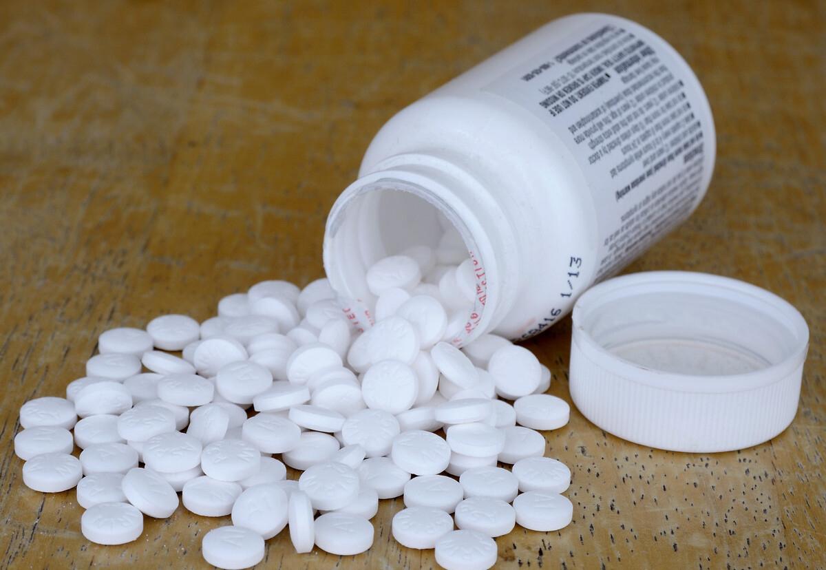 阿司匹林洗头为什么会掉头发,洗头加一片阿司匹林会有什么效果