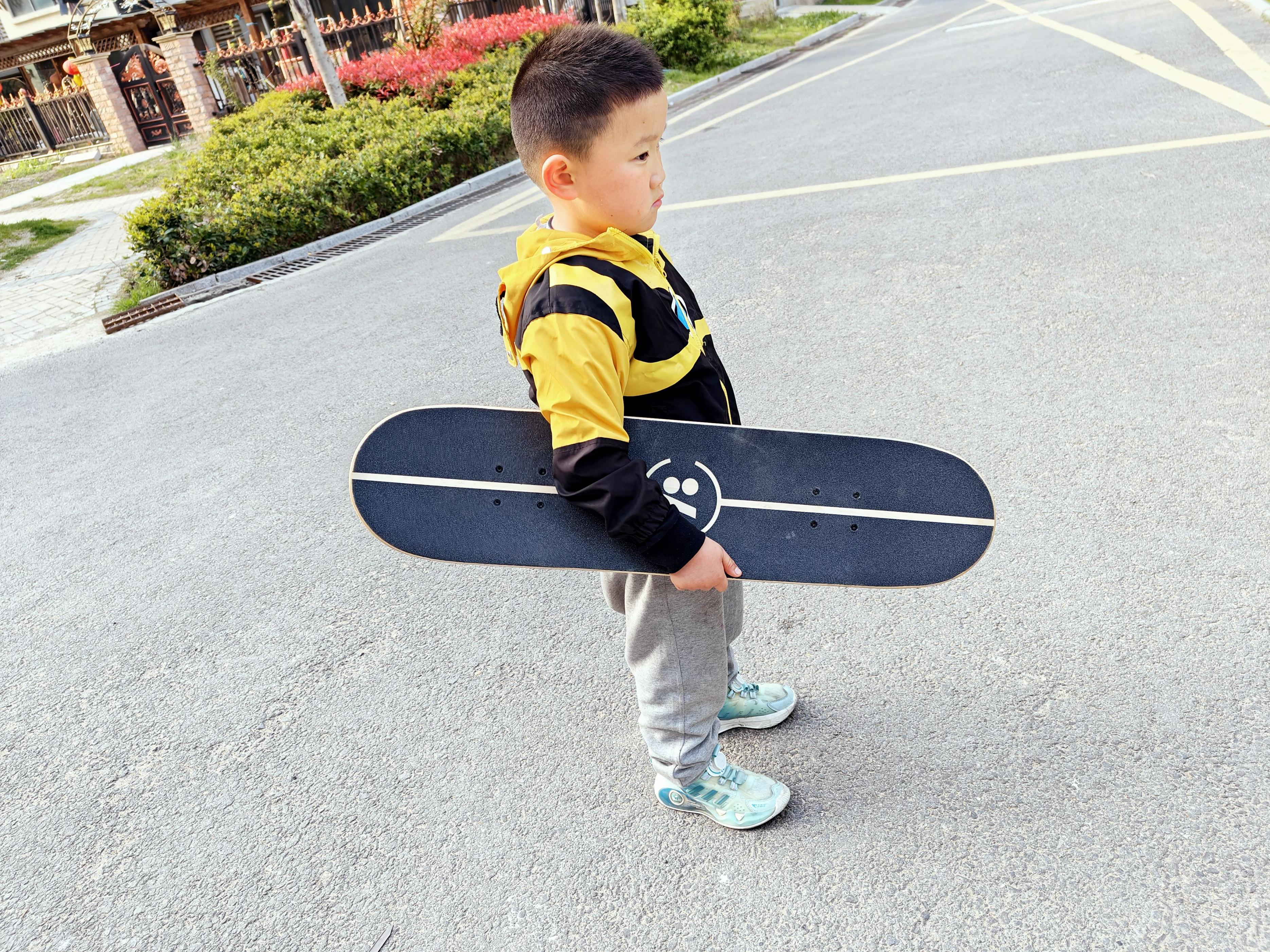 700元买滑板,电动滑板推荐700元