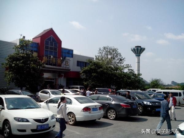 车子偶尔露天暴晒,车子长期在高温下暴晒有什么影响