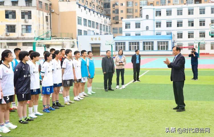 闃冲厜浣撹偛鏍″洯瓒崇悆,闃冲厜浣撹偛鏍″洯瓒崇悆姣旇禌