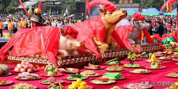 你知道为什么骂人用“猪狗”，夸人用“牛马”吗？