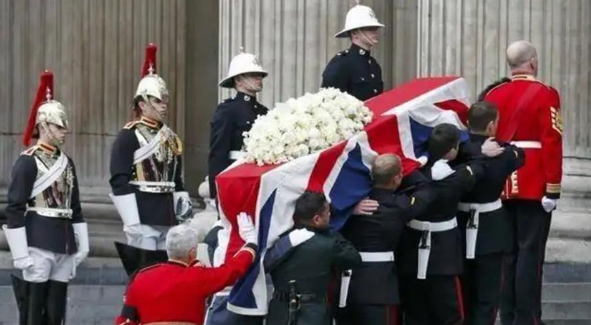 女王去世英国国民反应,女王离世英国人的反应