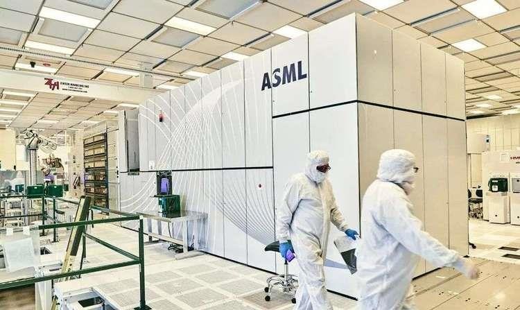 荷兰光刻机对华为手机的表态,荷兰光刻机表态