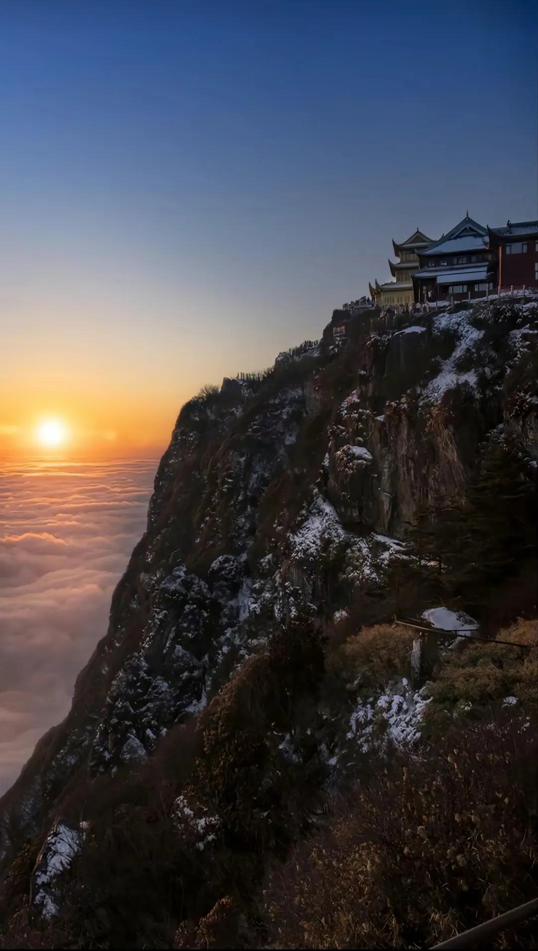 峨眉山的历史故事和神话传说,峨眉山美景背后故事