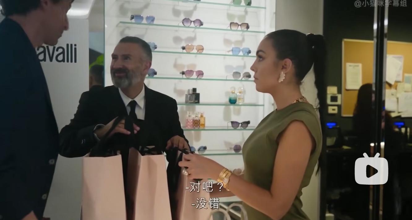 c罗前任伊莲娜日常装,前任还让人念念不忘