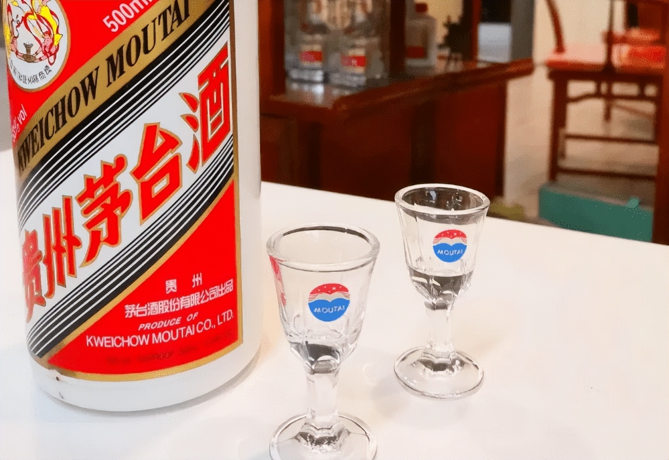 茅台国内国外价格差异大,茅台为什么在国外比国内便宜