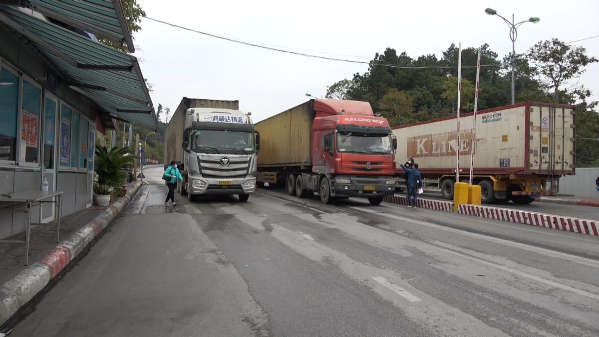 瓒婂崡鍙ｅ哺鎷ュ牭,瓒婂崡鍙ｅ哺鍏冲彛鎷ュ牭