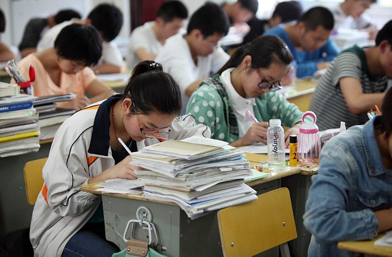 上了“三本”大学后，学生才会渐渐明白的道理，提前了解没坏处