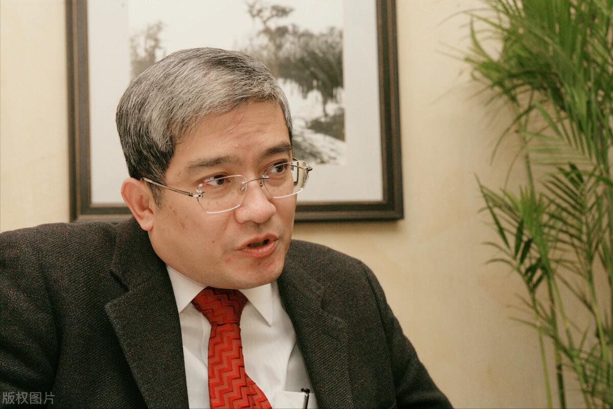 郎咸平给空姐买房,郎咸平拿回空姐房子了吗