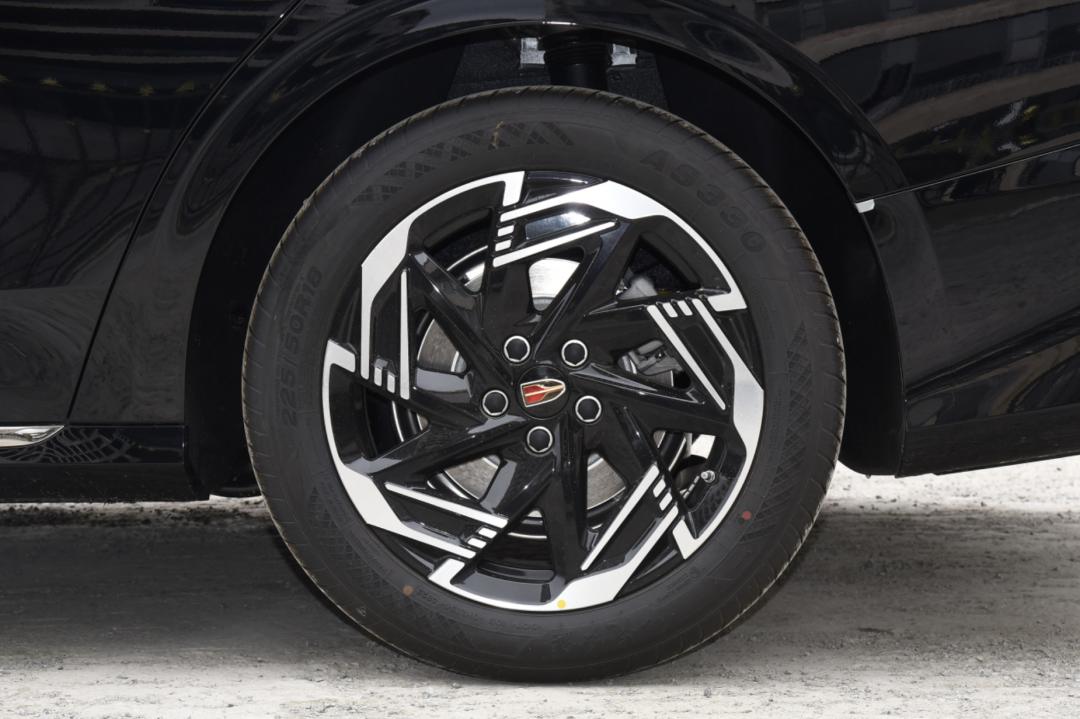 现在新款车配的热门轮胎型号,车展国产轮胎最全配套汇总