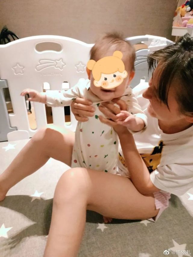 热依扎的心酸史,热依扎被追回的哭戏