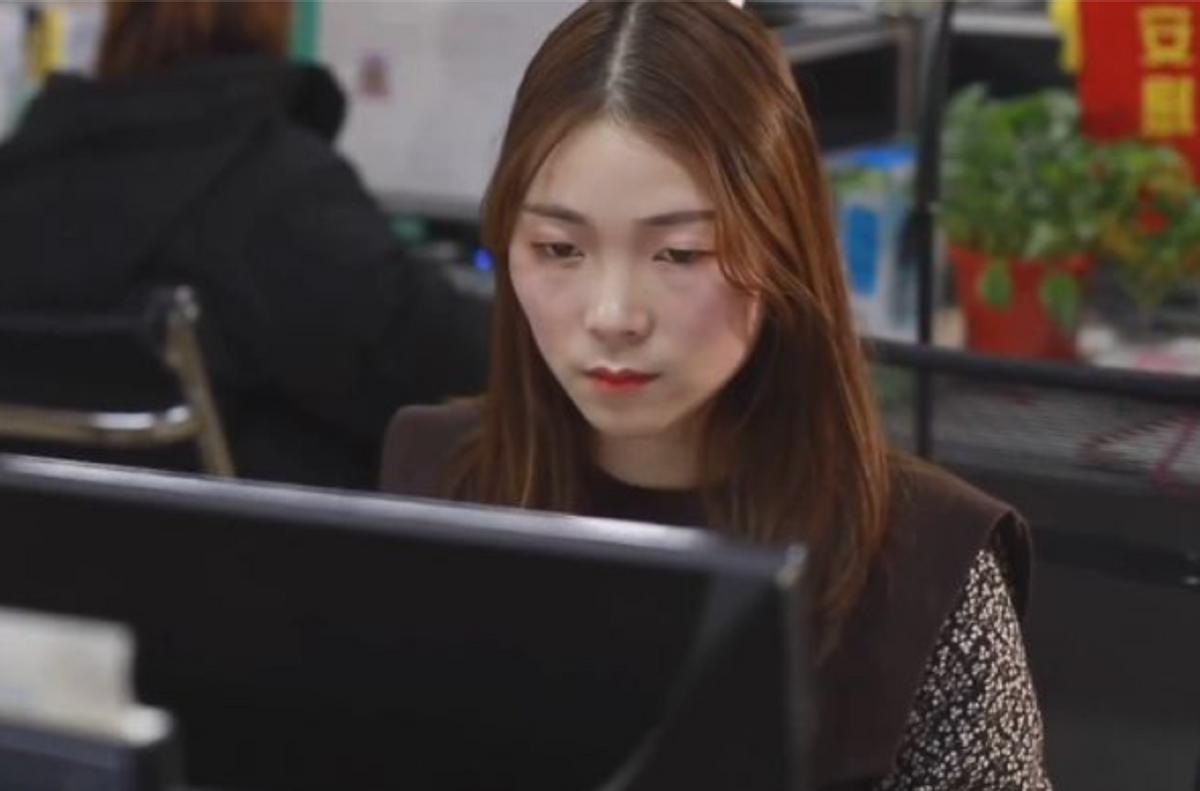 95后寿衣店铺,95后少女寿衣