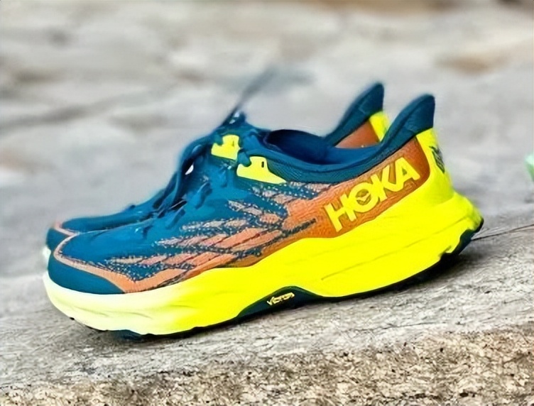 十款高性能越野跑鞋排行榜,综合性能好的跑鞋测评