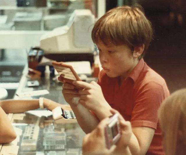 马斯克人生经历图片,马斯克的最新情感状况