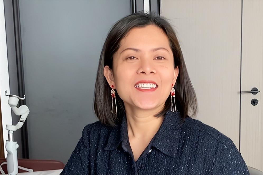 印尼妹子姗娣为爱远嫁中国东北，无房无彩礼裸婚，村里风言风语