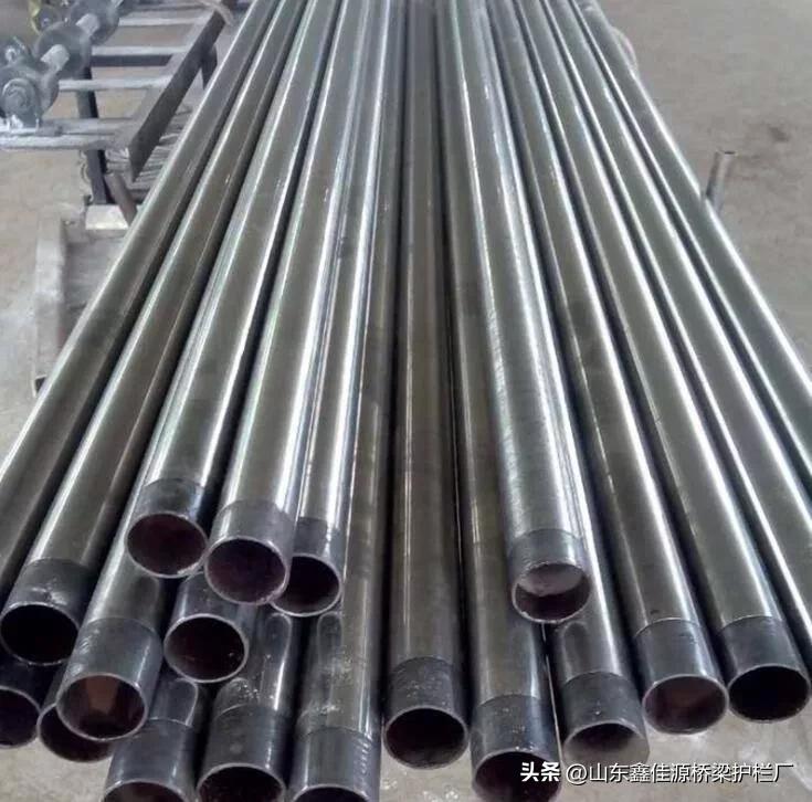 不锈钢碳素钢复合管厂家,专业生产不锈钢复合管厂家