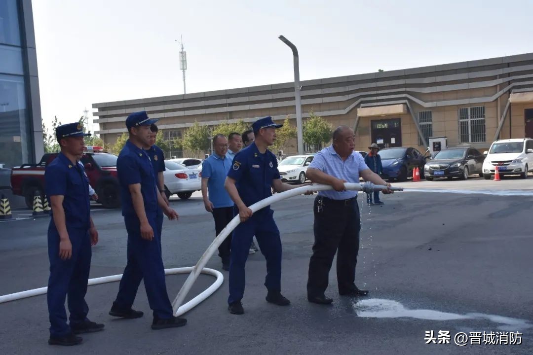 热爱科学崇尚科学│蓝朋友带你开启一场“消防科技之旅”~